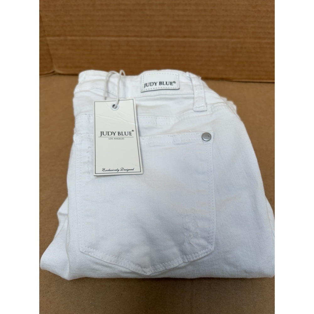 Judy Blue NWT Mid Rise White Denim Jean Shorts Aize 3XL Style #1588 Raw Cuff Hem